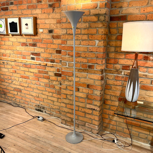 Lampe Torchère "Trumpet" par Walter Von Nessen 1970s